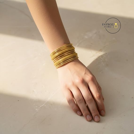 أساور نسائية جولد بلتيد متعددة الأشكال باللون الذهبي، تصميم فاخر وعصري، إكسسوارات أنيقة مناسبة للاستخدام اليومي والمناسبات والهدايا، تمنح إطلالة راقية من فيروز جوليري